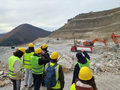 Studenti in visita alla cava di Bistocco
